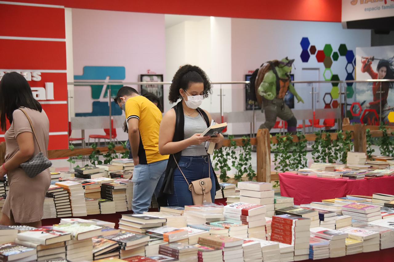 El Gran Outlet De Libros Regresa A Sincelejo Con Más Para Dar – Franja ...