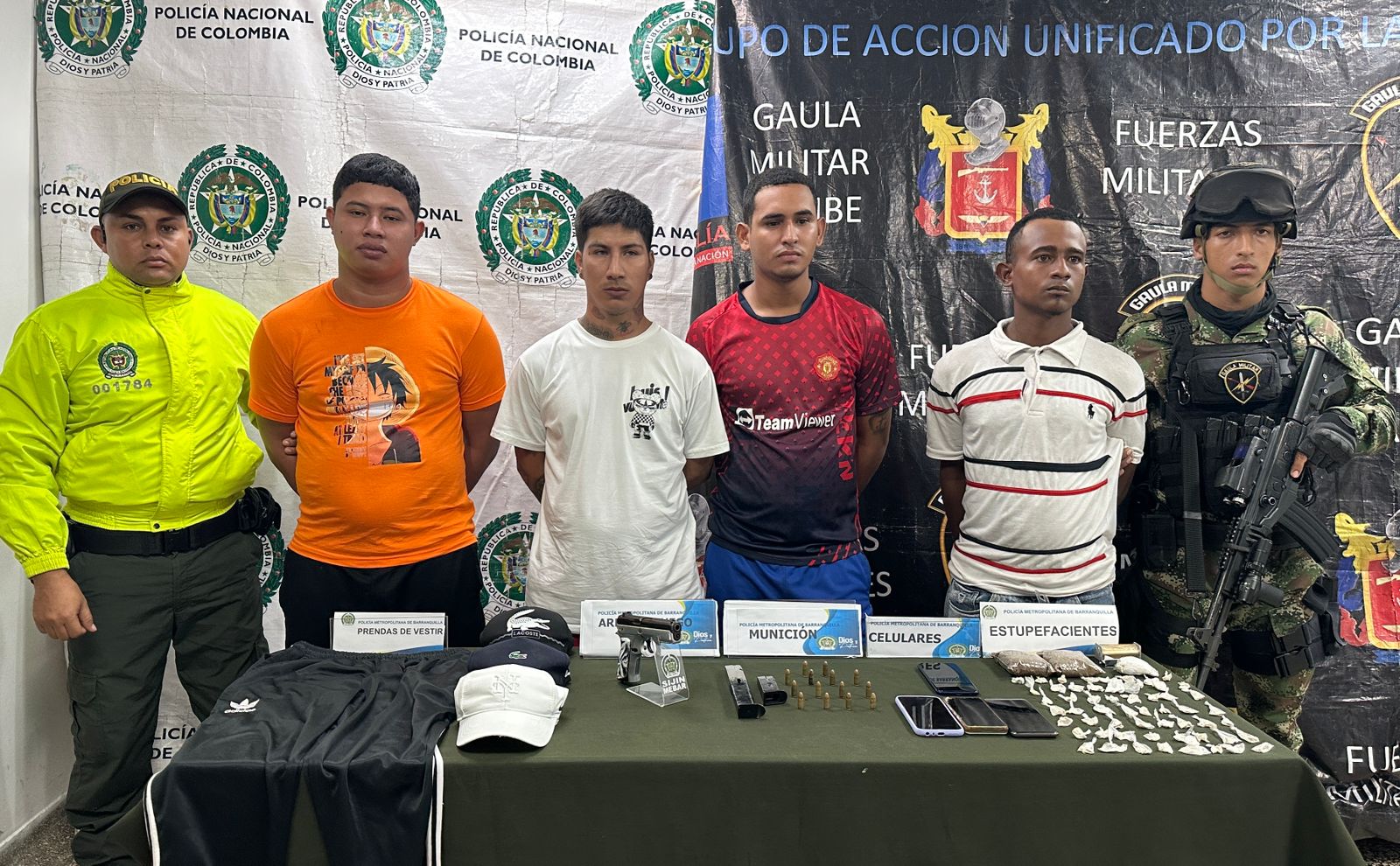 Capturados Por Los Delitos De Porte Ilegal De Armas De Fuego Y Tráfico